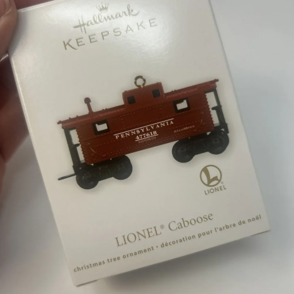 2011 Hallmark Keepsake Lionel 726 Berkshire Locomotive Tender Caboose Set of 3